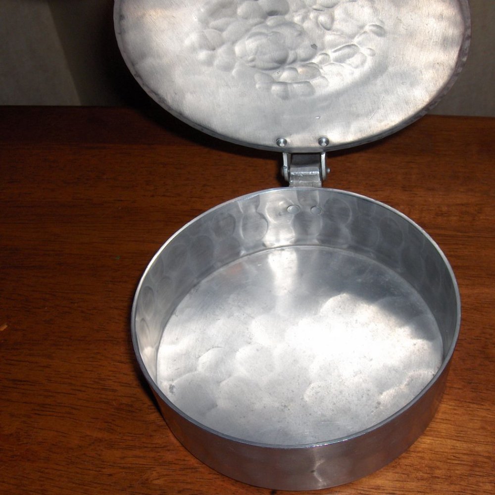 Everlast Hand Formed Design Aluminum Cookware - Picture 10 of 12